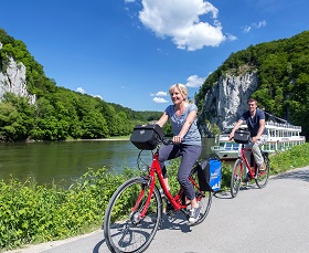 /doc/photos/photos/d1401/cropped_danube-a-velo.jpg