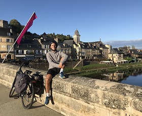 5-day bike trip to explore the Dordogne Valley