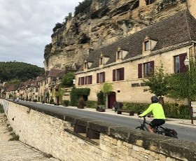 /doc/photos/photos/dordogne/dp0801/cropped_la-dordogne-velo.jpg