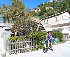 Biking Tour through Provence Gems