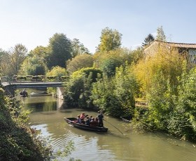 Cycle tour through the Poitevin Marshes