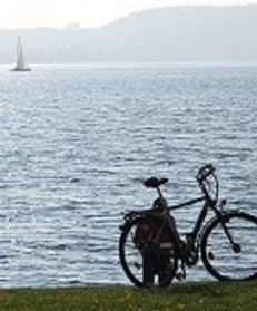 Bike routes in Switzerland: the 3 lakes tour