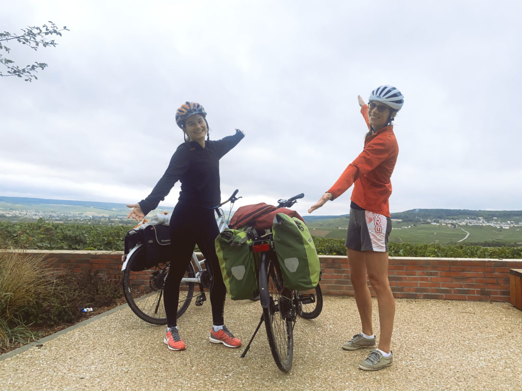 Champagne à vélo: vue Epernay