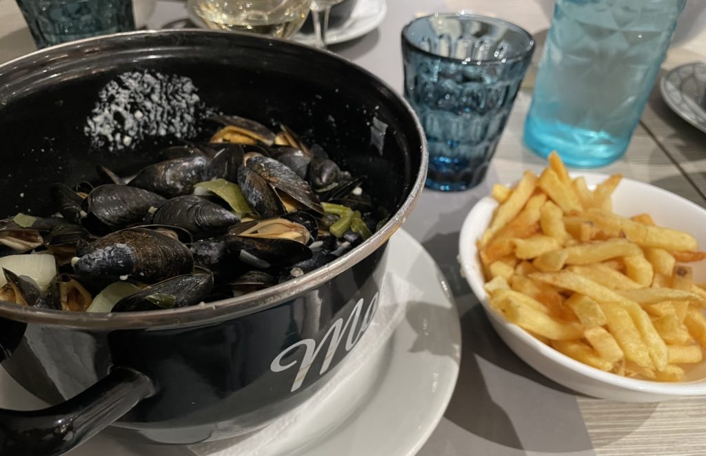 Plat de moules-frites