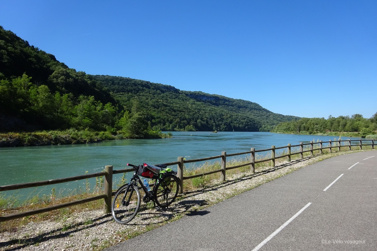 Le petit tour de la Riviera des Alpes à vélo