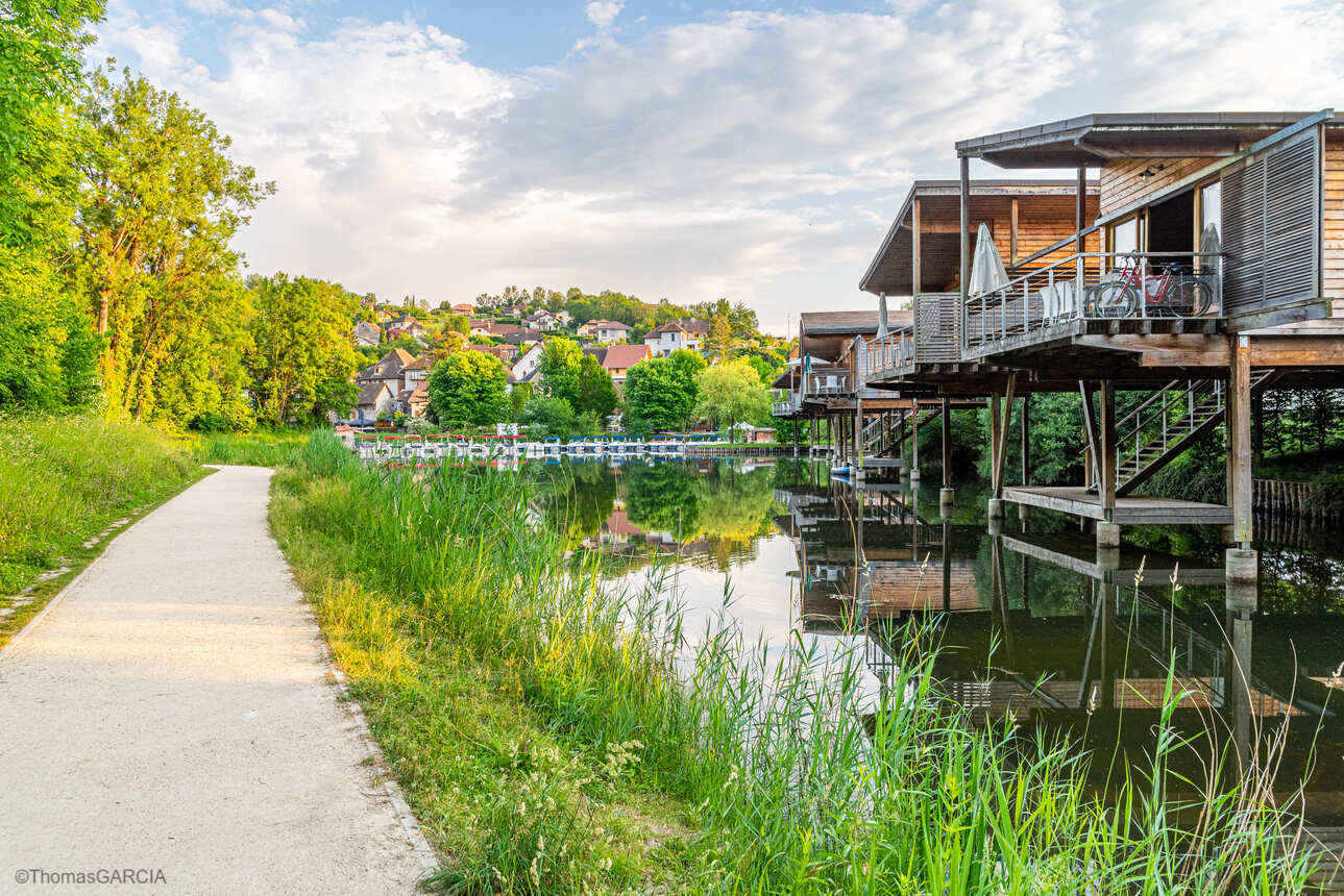Le tour de la Riviera des Alpes : entre Rhône, canal et lacs