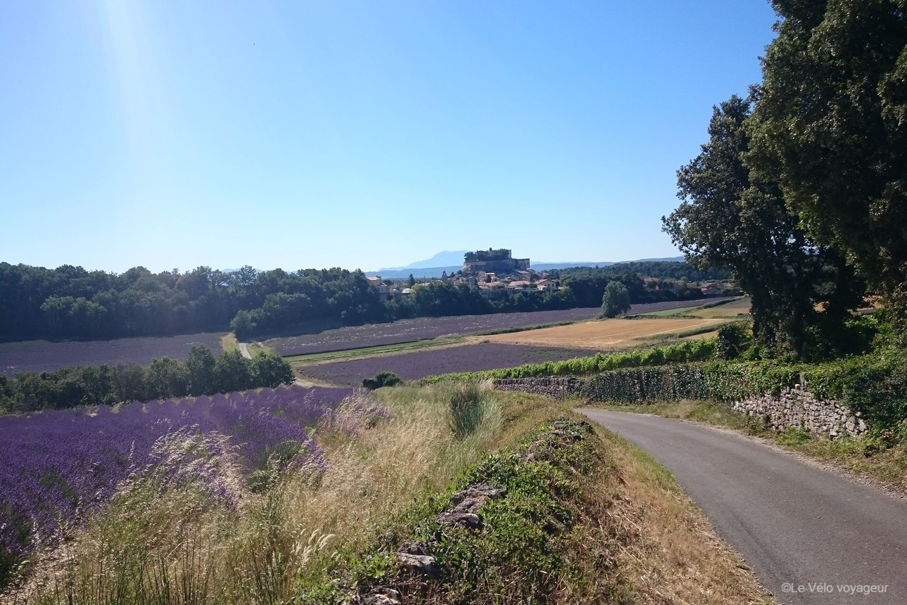 Provence cycling around Orange at the foot of the Mont Ventoux