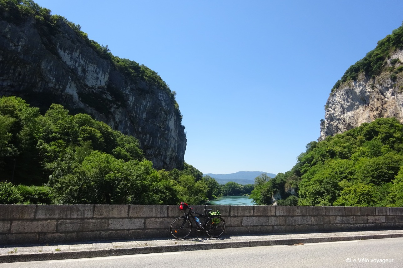 A 7-day bike trip on the ViaRhôna – from Seyssel to Lyon