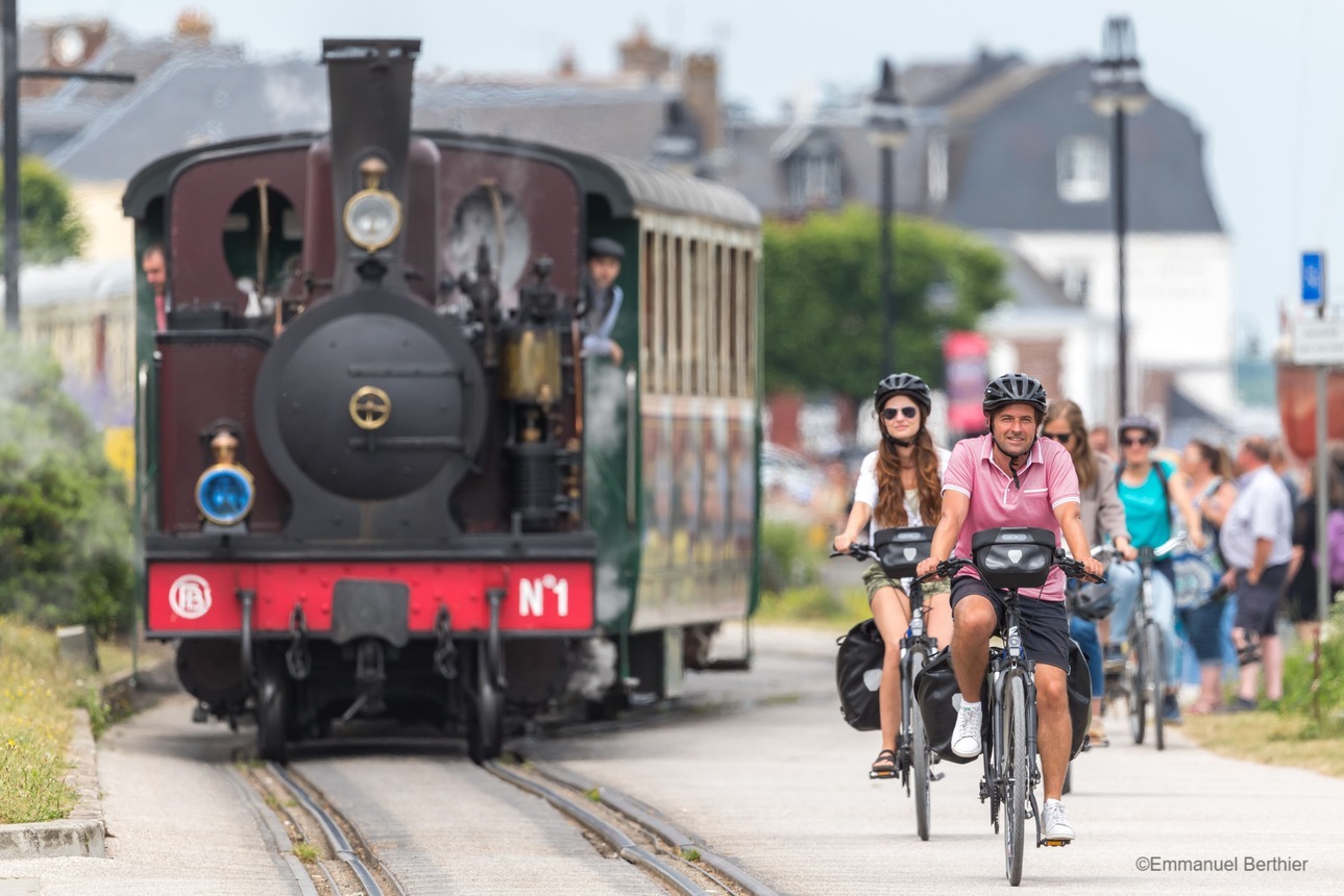 4-day cycling tour to explore the Somme Bay thoroughly