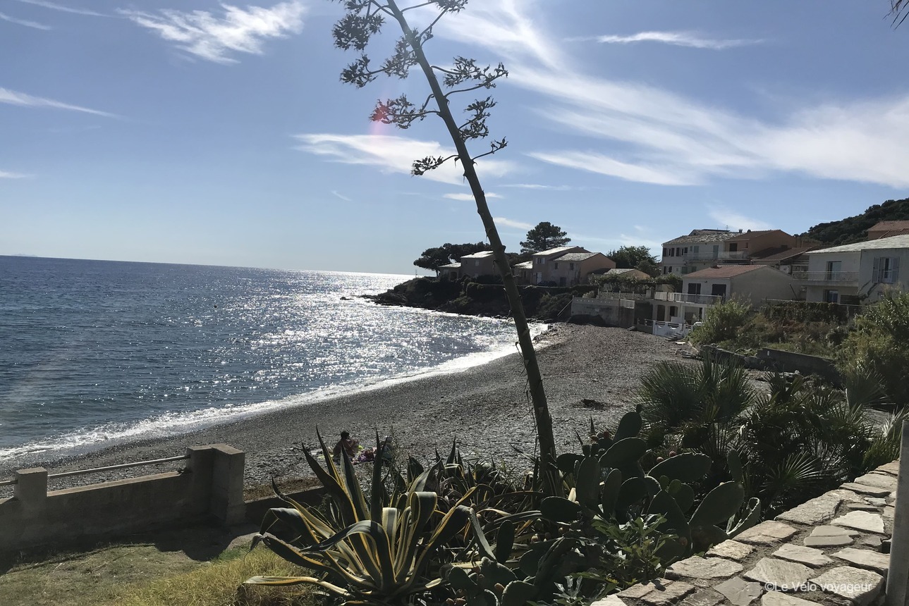 Coastal cycling tour around Cap Corse