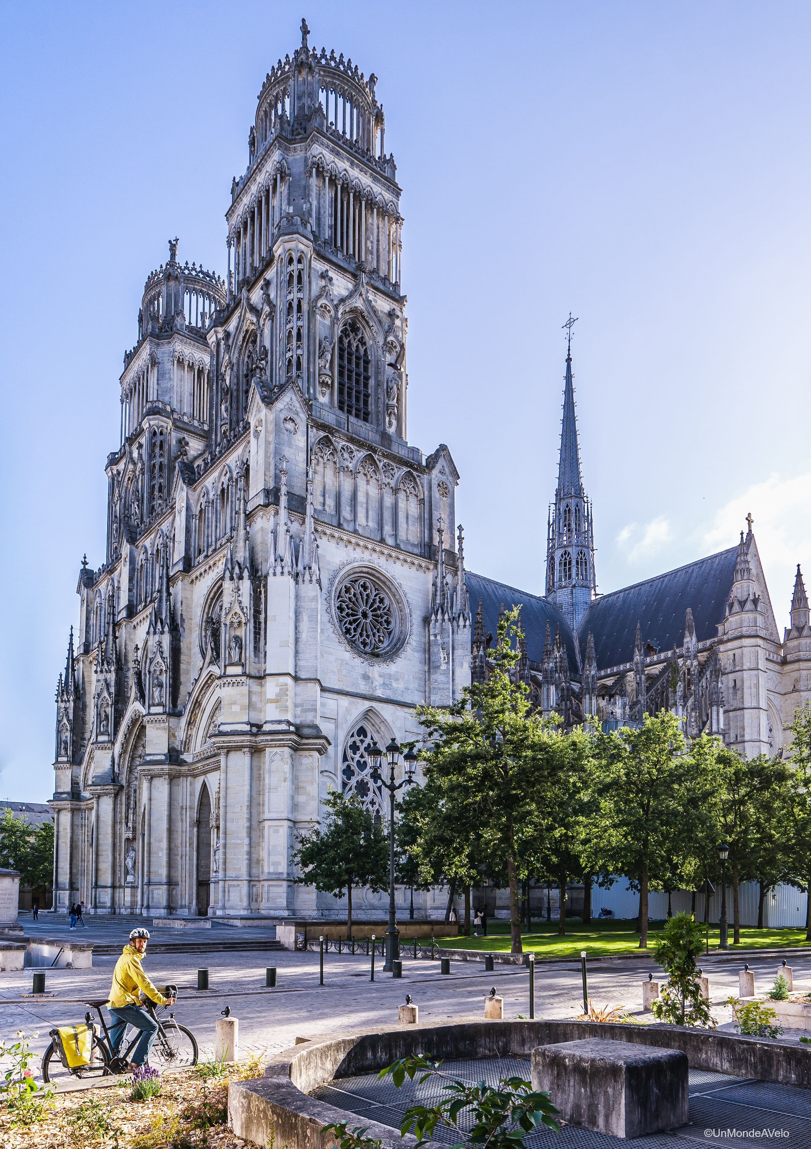 Cycle tour in Loire : From Orléans to Tours