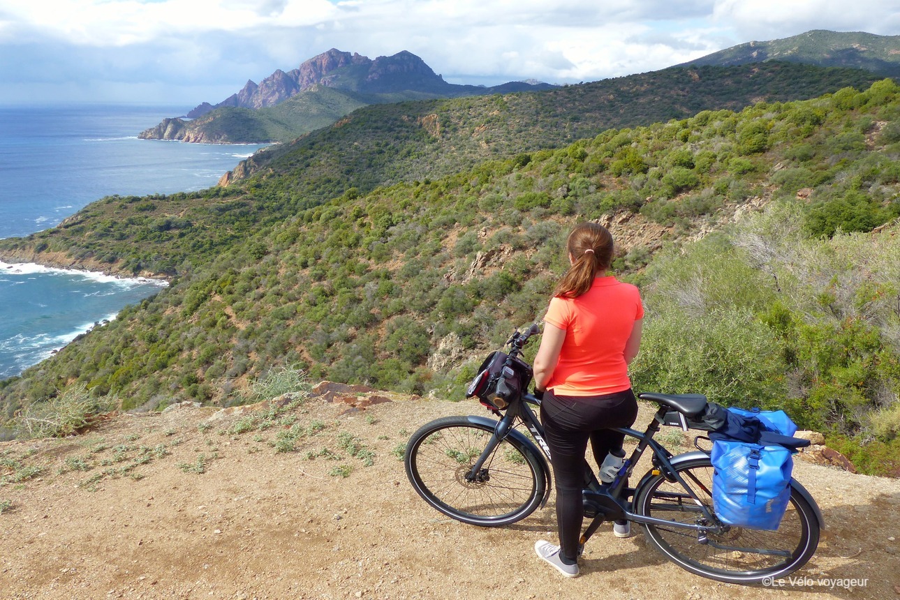 10 jours à vélo de Bastia à Ajaccio le long de la côte ouest