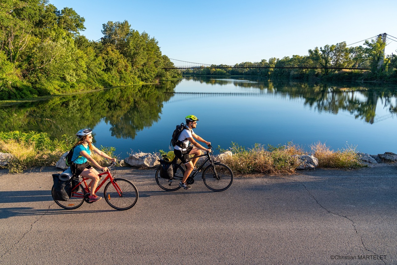 4-day cycling tour on ViaRhôna from Montélimar to Avignon