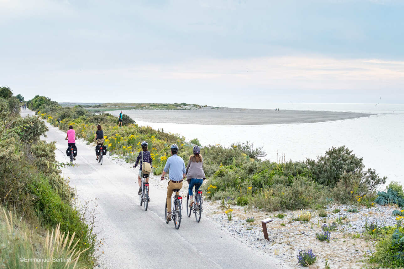 A 2-day cycling trip in the heart of the Somme Bay