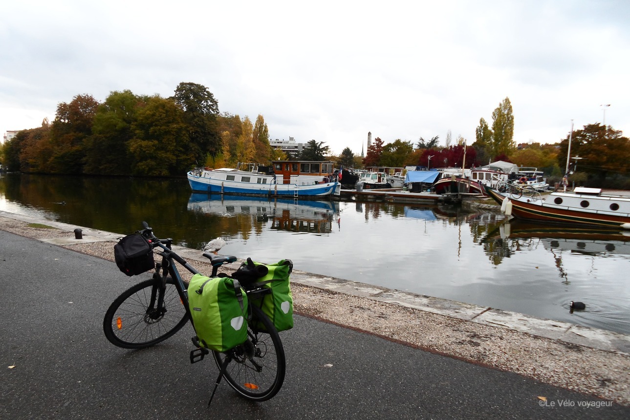 Le canal de Bourgogne à vélo