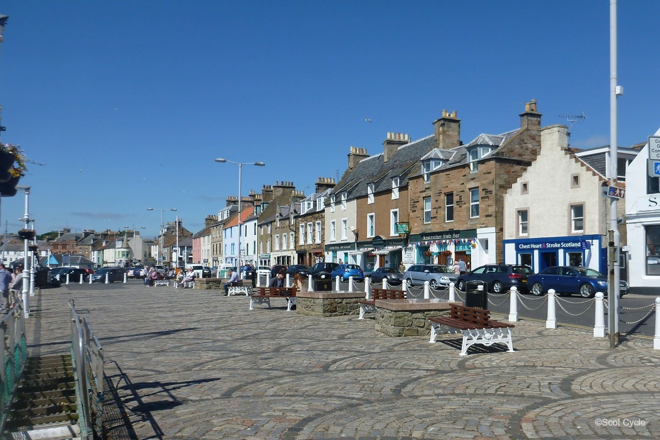 8 days cycling around Scotland’s lochs and castles