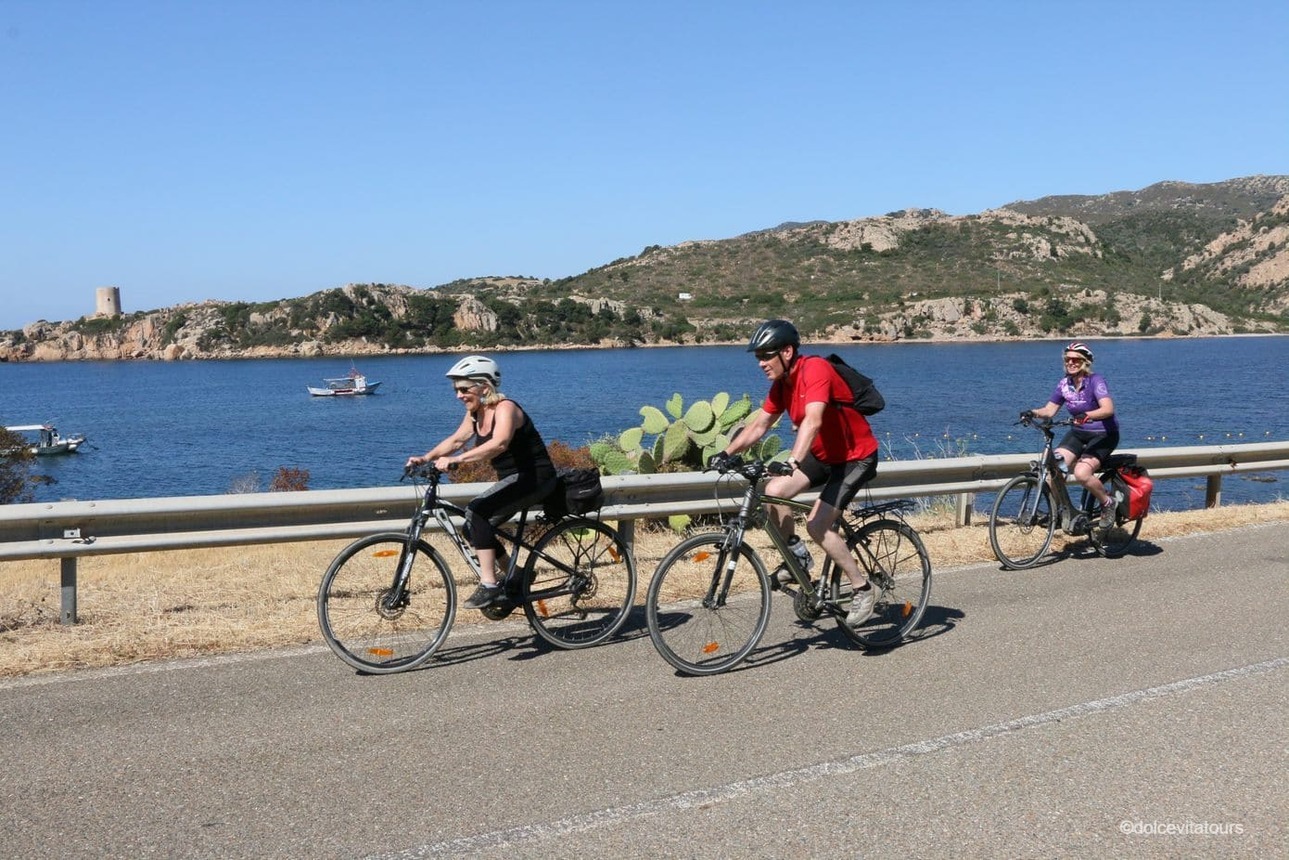 10 days on bike to discover the wonders of Sardinia