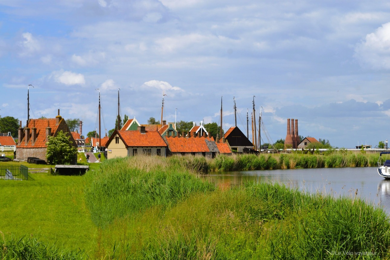 Amsterdam by bike and its polders, 4-day trip in Holland