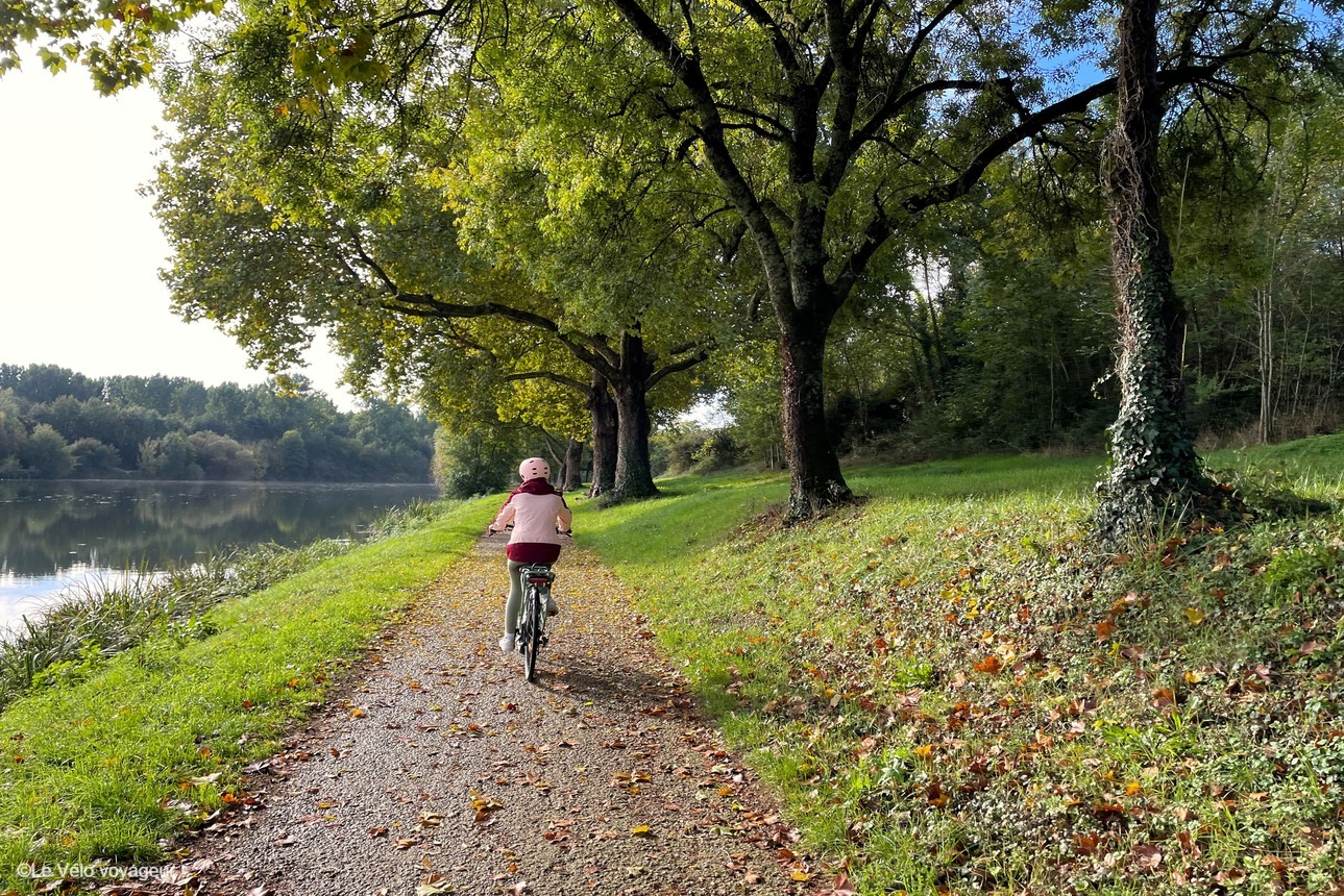 Cycle tour through the Poitevin Marshes