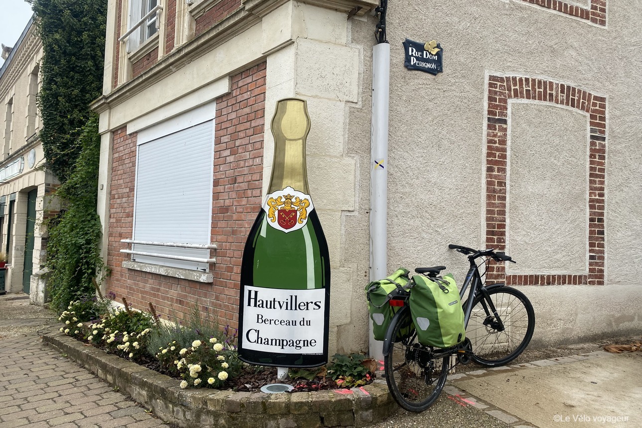 Boucle au départ de Reims dans les vignobles champenois