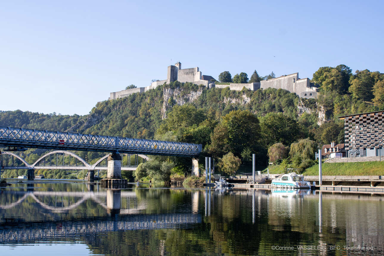 Alsace and Burgundy wine roads by bike, passing by the Doubs