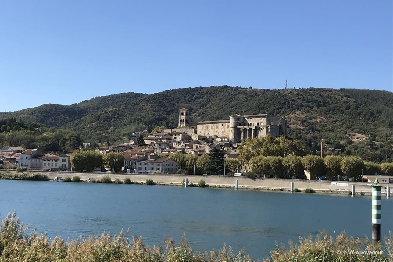 7-day family cycle trip along the ViaRhôna