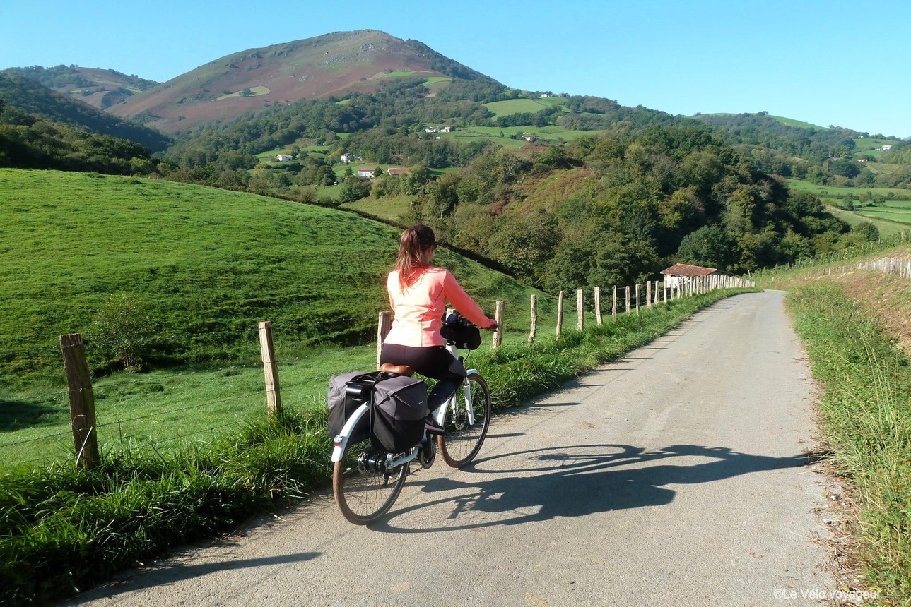 Le Pays basque à vélo en 4 jours, des collines à la mer