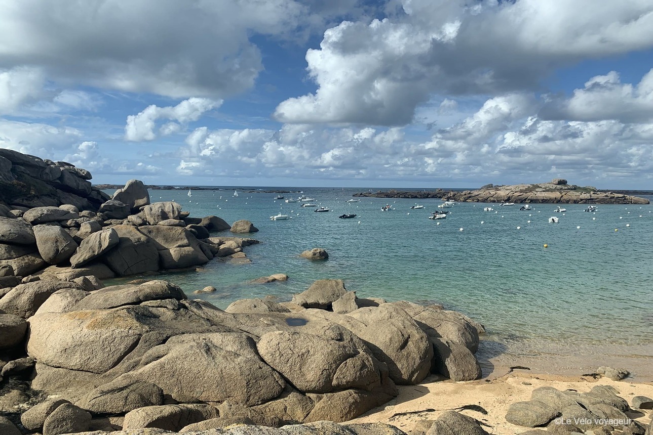 A week cycling to discover the Pink Granite Coast