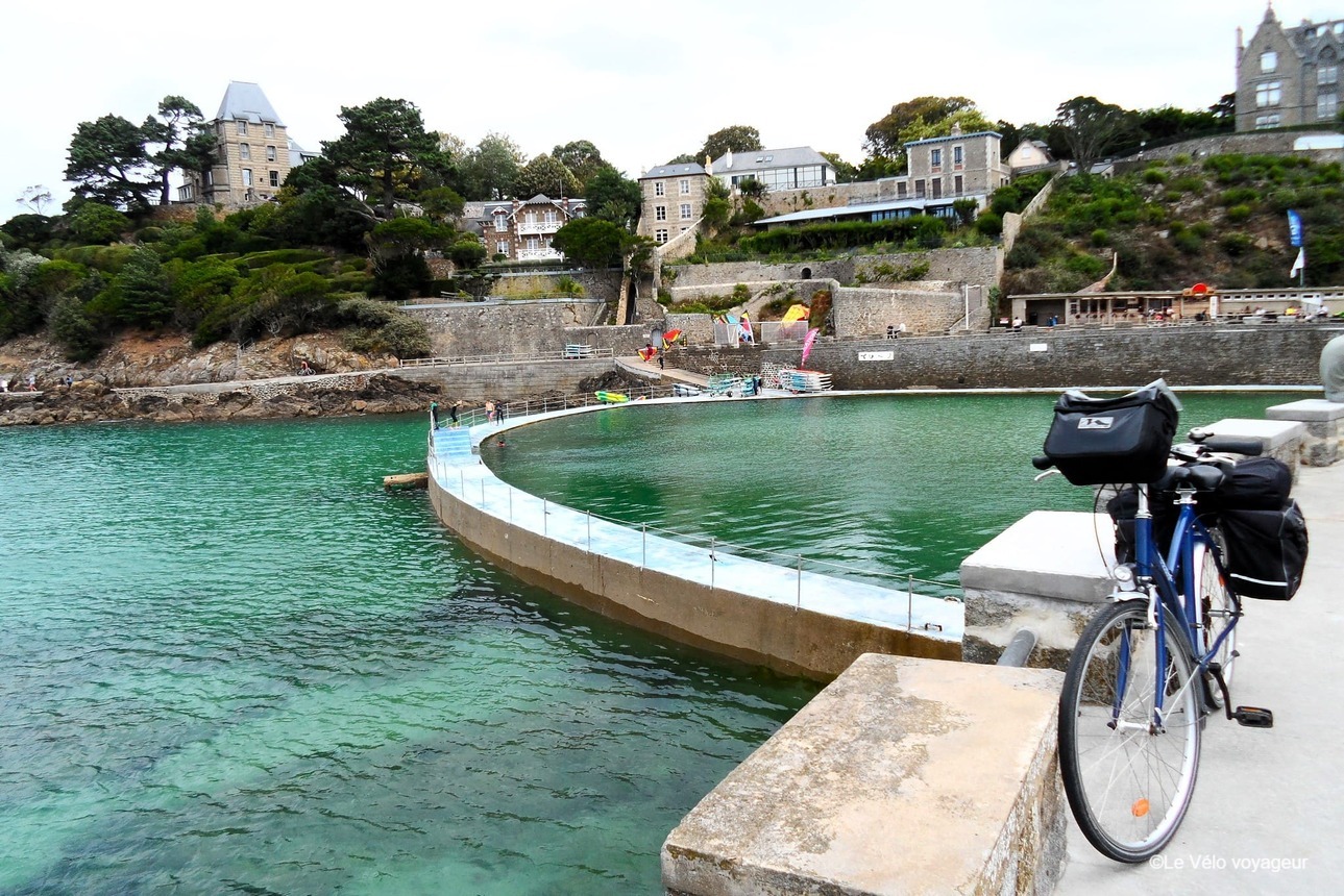 A cycling holiday in Brittany between earth and ocean